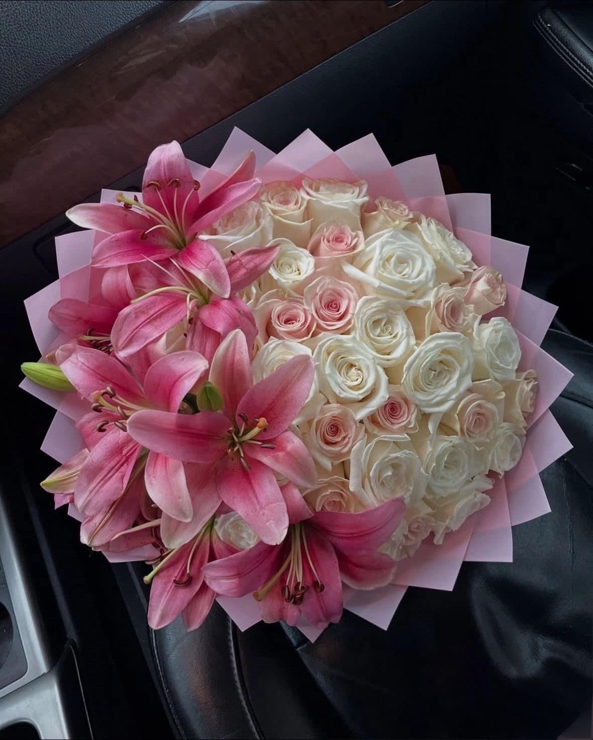 Lily & Rose Bouquet (Large)