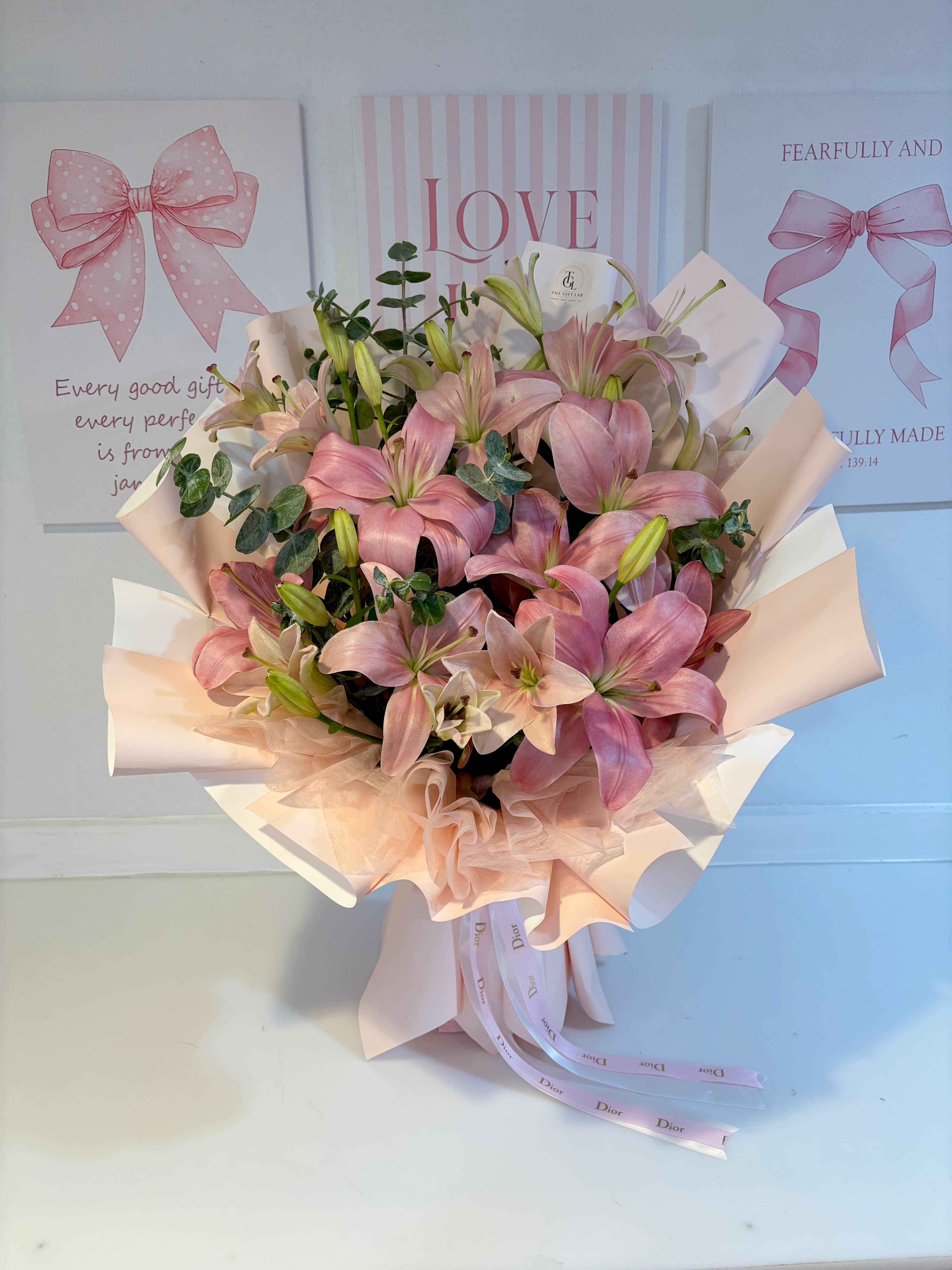 Lily Bouquet (Large)